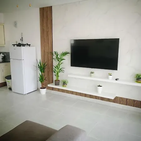 Lejlighed Blasilico - 2 Bedrooms In *